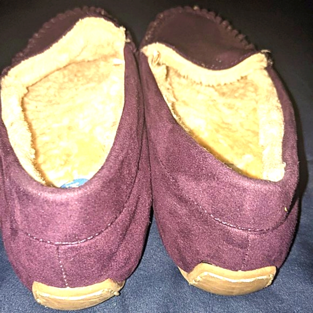 Floopi Women’s Lily Moccasin Faux Suede Slippers Purple Slippers Size 9 - Picture 8 of 9